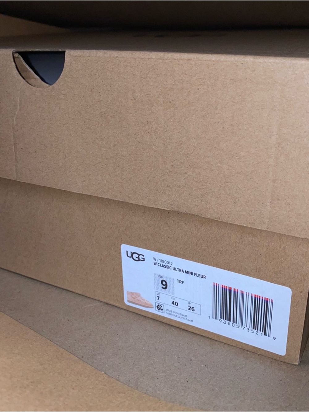 UGG Boots woman size 9 Floral New in box Truffle color - Picture 10 of 10